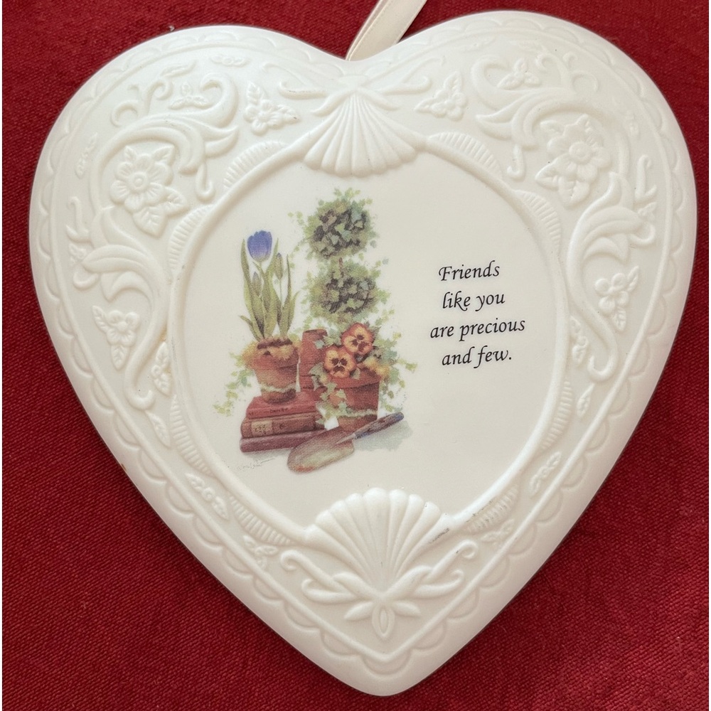Hearts And Flowers Inc The Heritage Collection 1995 Pomander Sachet Heart.